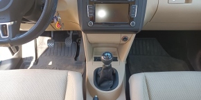 Volkswagen Touran 1.6 24344538-1094390.jpg