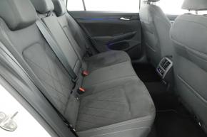 Volkswagen Golf  2.0 TSI 