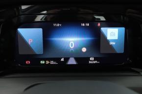 Volkswagen Golf  2.0 TSI 