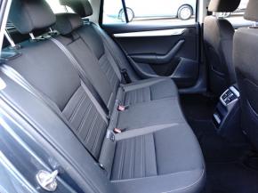 Škoda Octavia  1.0 TSI Ambition Plus 