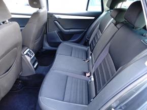 Škoda Octavia  1.0 TSI Ambition Plus 