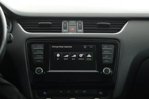 Škoda Octavia  Scout 2.0 TDI 