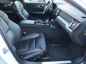 Volvo S60  T8 Recharge AWD 