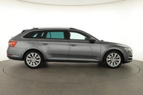 Škoda Superb  2.0 TDI Laurin & Klement 