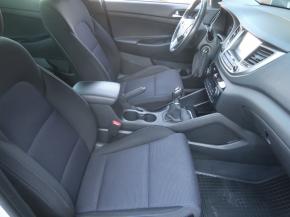 Hyundai Tucson  1.7 CRDi 