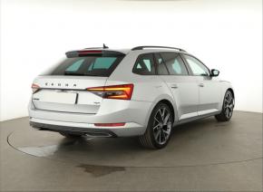 Škoda Superb  2.0 TDI Sportline 