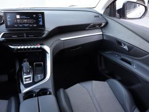 Peugeot 5008  1.5 BlueHDi 
