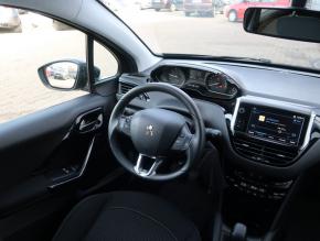 Peugeot 208  1.2 PureTech 