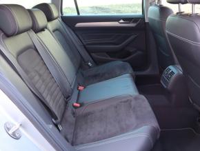 Volkswagen Passat  2.0 TDI Elegance 