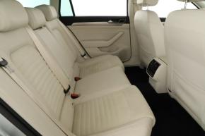 Volkswagen Passat  2.0 TDI R-Line 