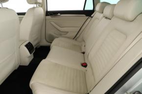 Volkswagen Passat  2.0 TDI R-Line 