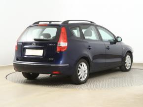 Hyundai i30  2.0 CVVT Comfort