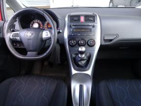 Toyota Auris  1.3 Dual VVT-i 