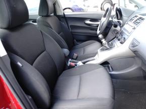 Toyota Auris  1.3 Dual VVT-i 