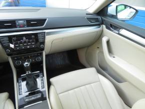 Škoda Superb  2.0 TDI Style 