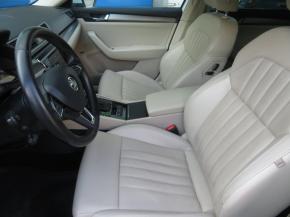 Škoda Superb  2.0 TDI Style 