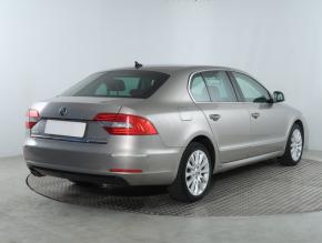 Škoda Superb  2.0 TDI Exclusive 
