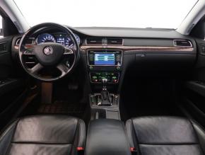 Škoda Superb  2.0 TDI Exclusive 