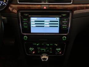 Škoda Superb  2.0 TDI Exclusive 