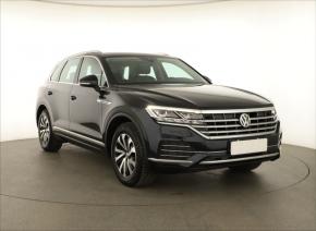 Volkswagen  3.0 TDI 
