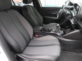 Peugeot 2008  1.5 BlueHDi Allure 