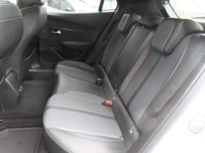 Peugeot 2008  1.5 BlueHDi Allure 