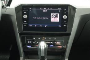 Volkswagen Passat  1.5 TSI Business 
