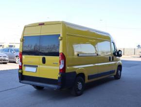 Peugeot Boxer  2.0 BlueHDi 