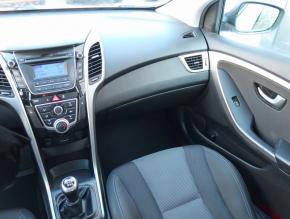 Hyundai i30  1.4 CVVT 