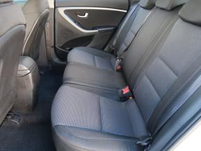 Hyundai i30  1.4 CVVT 