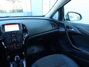 Opel Astra  1.6 CDTI 