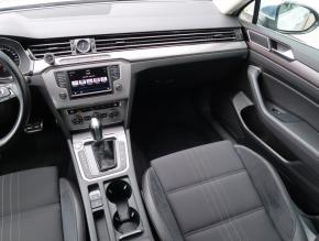 Volkswagen Passat  2.0 TDI Alltrack 