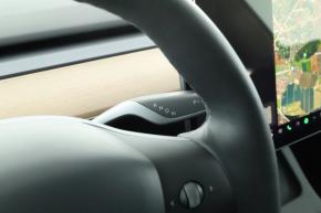 Tesla Model Y  Long Range AWD 72kWh 