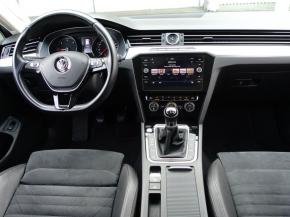 Volkswagen Passat  2.0 TDI 