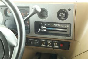 Chevrolet Chevy Van G20  5.7 V8 (350 cu. in.) 