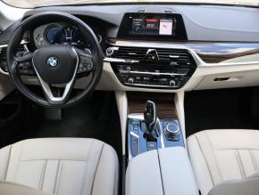 BMW 5  530e iPerformance Luxury Line 