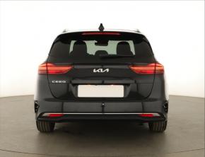 Kia Ceed  1.5 T-GDI Top 