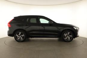 Volvo XC60  B5 R-Design 