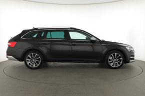 Škoda Superb  2.0 TDI Scout 