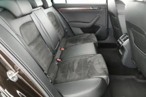 Škoda Superb  2.0 TDI Scout 