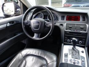 Audi Q7  3.0 TDI 