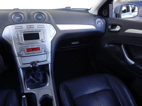 Ford Mondeo  1.8 TDCi Titanium 