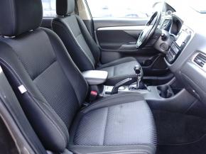 Mitsubishi Outlander  2.2 DI-D 