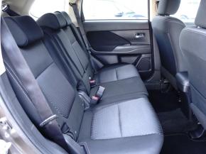 Mitsubishi Outlander  2.2 DI-D 