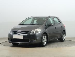 Toyota Auris  1.3 Dual VVT-i 