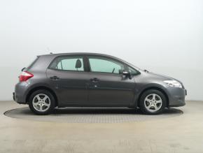 Toyota Auris  1.3 Dual VVT-i 