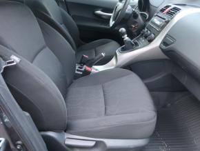 Toyota Auris  1.3 Dual VVT-i 
