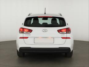Hyundai i30  1.4 CVVT 