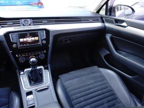 Volkswagen Passat  2.0 TDI Highline 