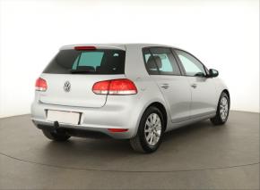 Volkswagen Golf  1.2 TSI 